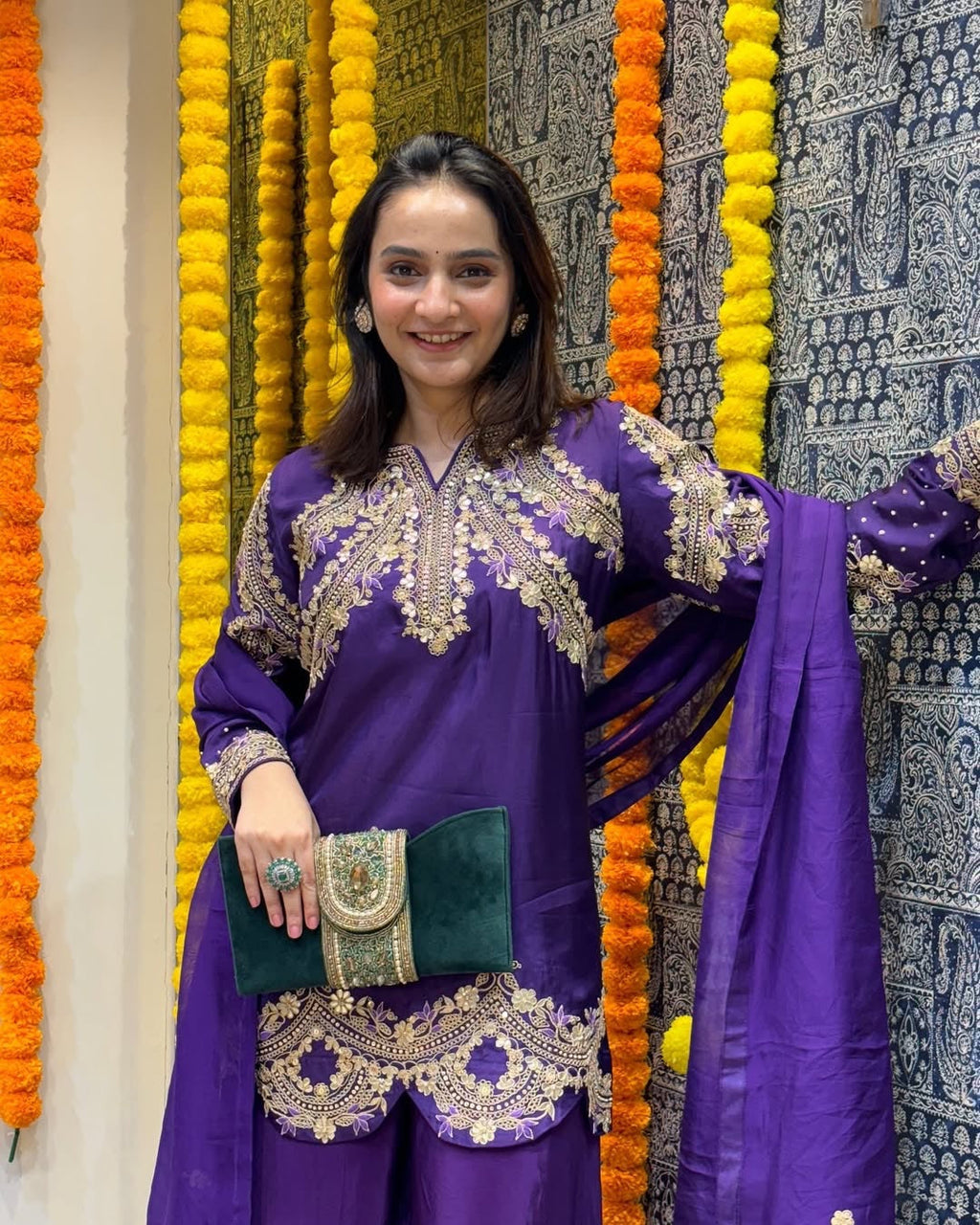 डिज़ाइनर पार्टी वियर लुक टॉप प्लाज़ो और खूबसूरत दुपट्टा