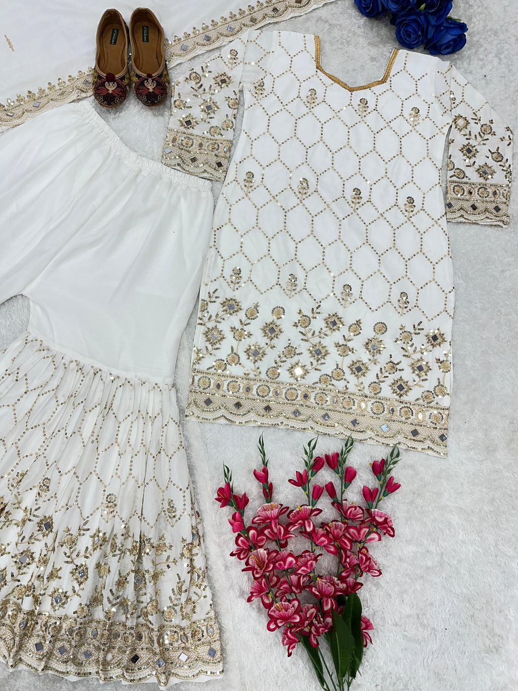 डिज़ाइनर पार्टी वियर टॉप प्लाज़ो और दुपट्टा असली मिरर वर्क के साथ