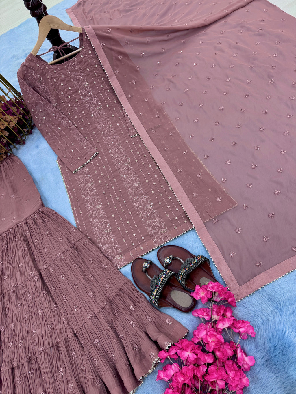 डिज़ाइनर पार्टी वियर लुक टॉप प्लाज़ो और फैंसी दुपट्टा