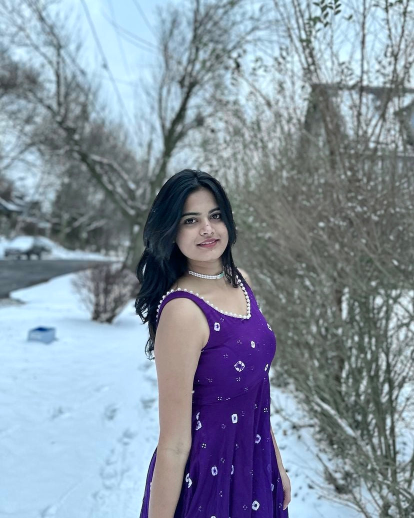 डिज़ाइनर पार्टी वियर लुक गाउन और खूबसूरत दुपट्टा