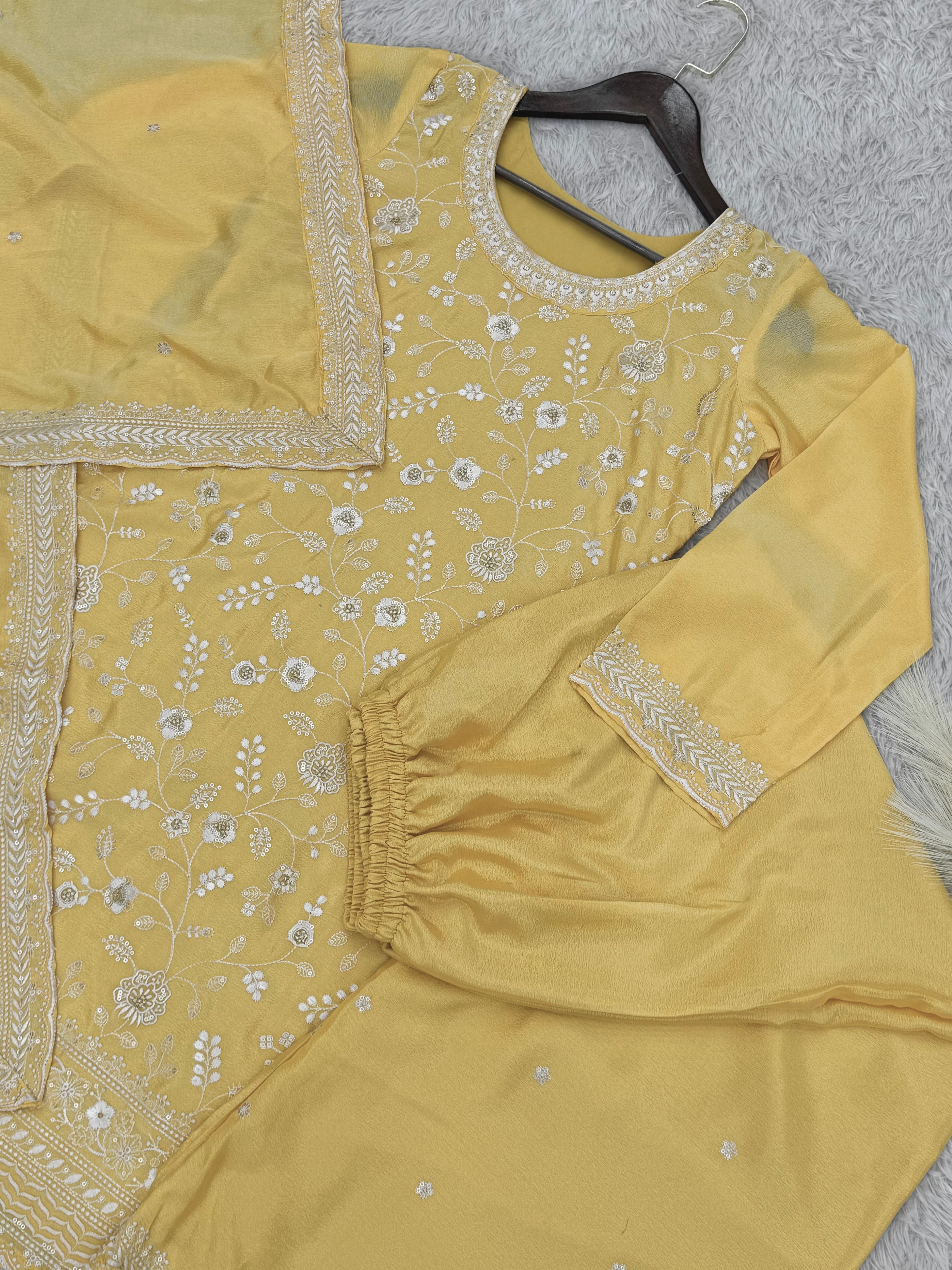 डिज़ाइनर टॉप - कढ़ाई और धागे के काम के साथ प्लाज़ो और दुपट्टा