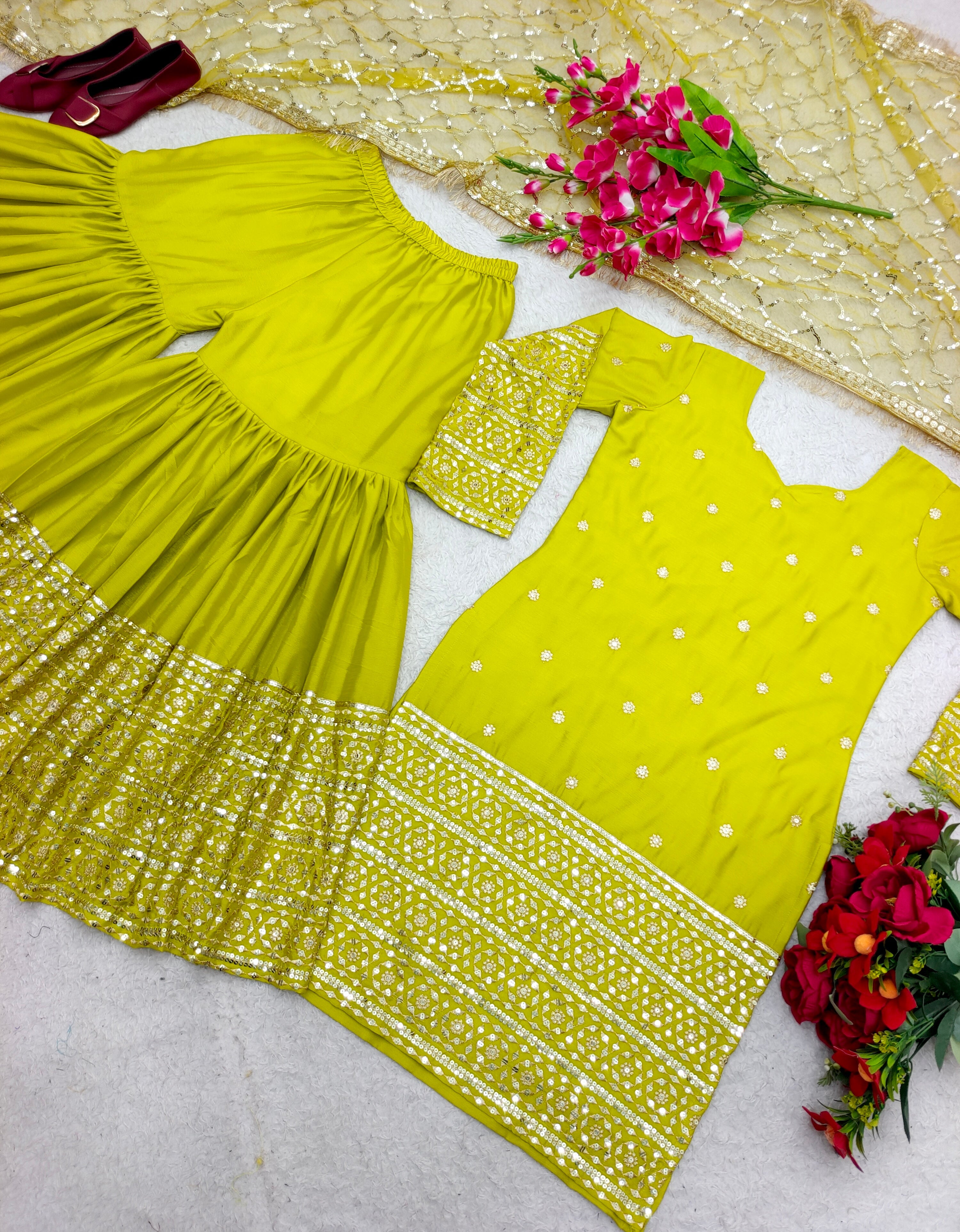 डिज़ाइनर पार्टी वियर टॉप-सररा दुपट्टे के साथ कढ़ाई वर्क के साथ