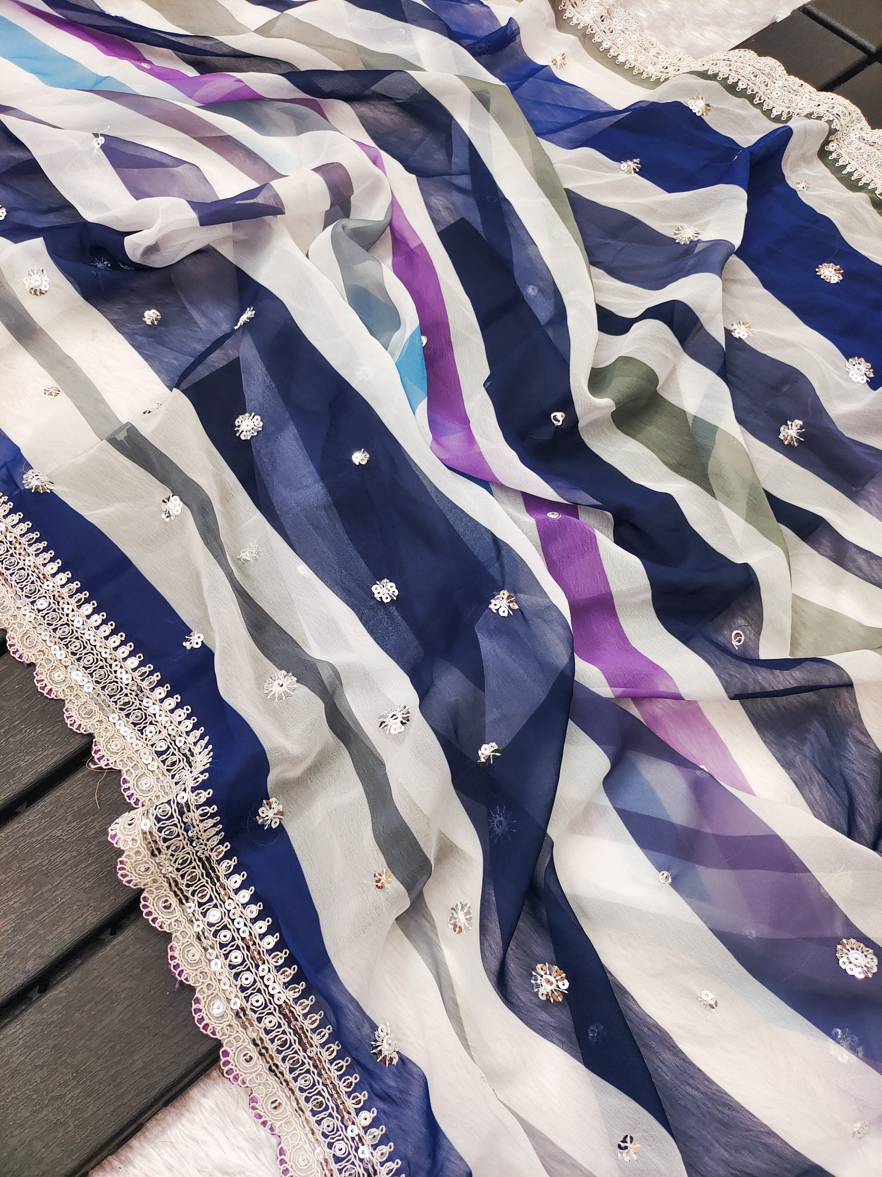 Designer Saree With Digital Prints & Embroidery Codding Work