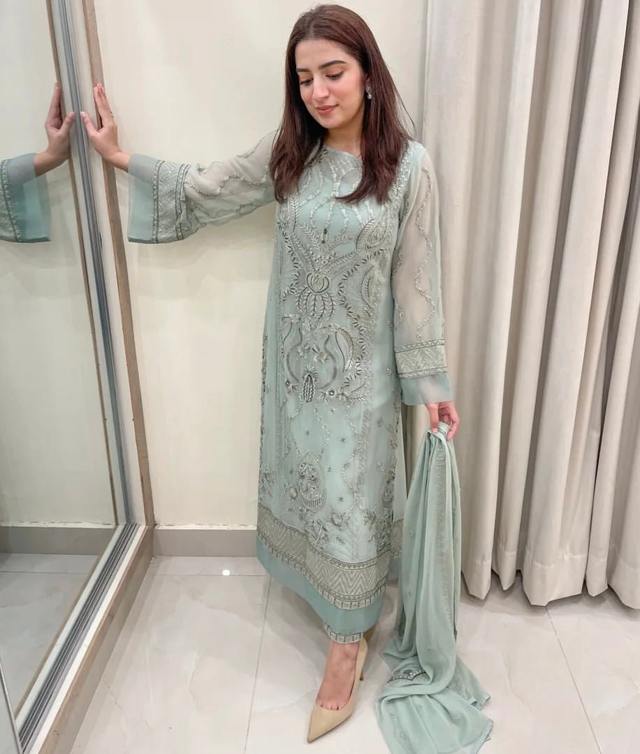 पार्टी वियर लुक हैवी फॉक्स जॉर्जेट टॉप बॉटम और दुपट्टा सेट