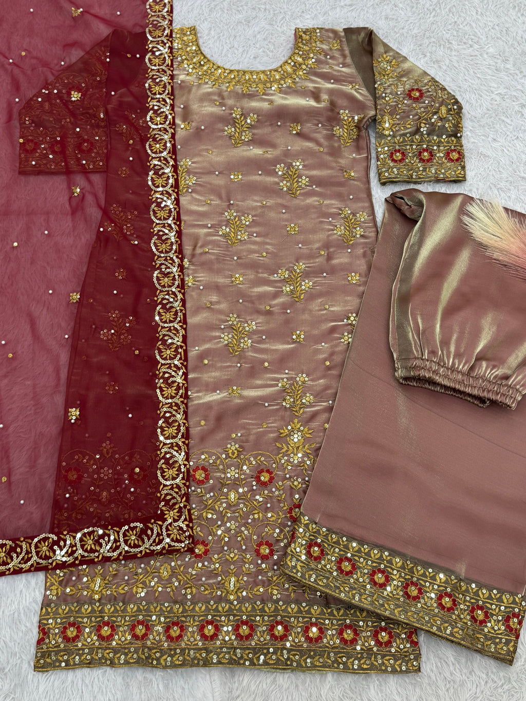 डिज़ाइनर पार्टी वियर टॉप-बॉटम और खूबसूरत दुपट्टा