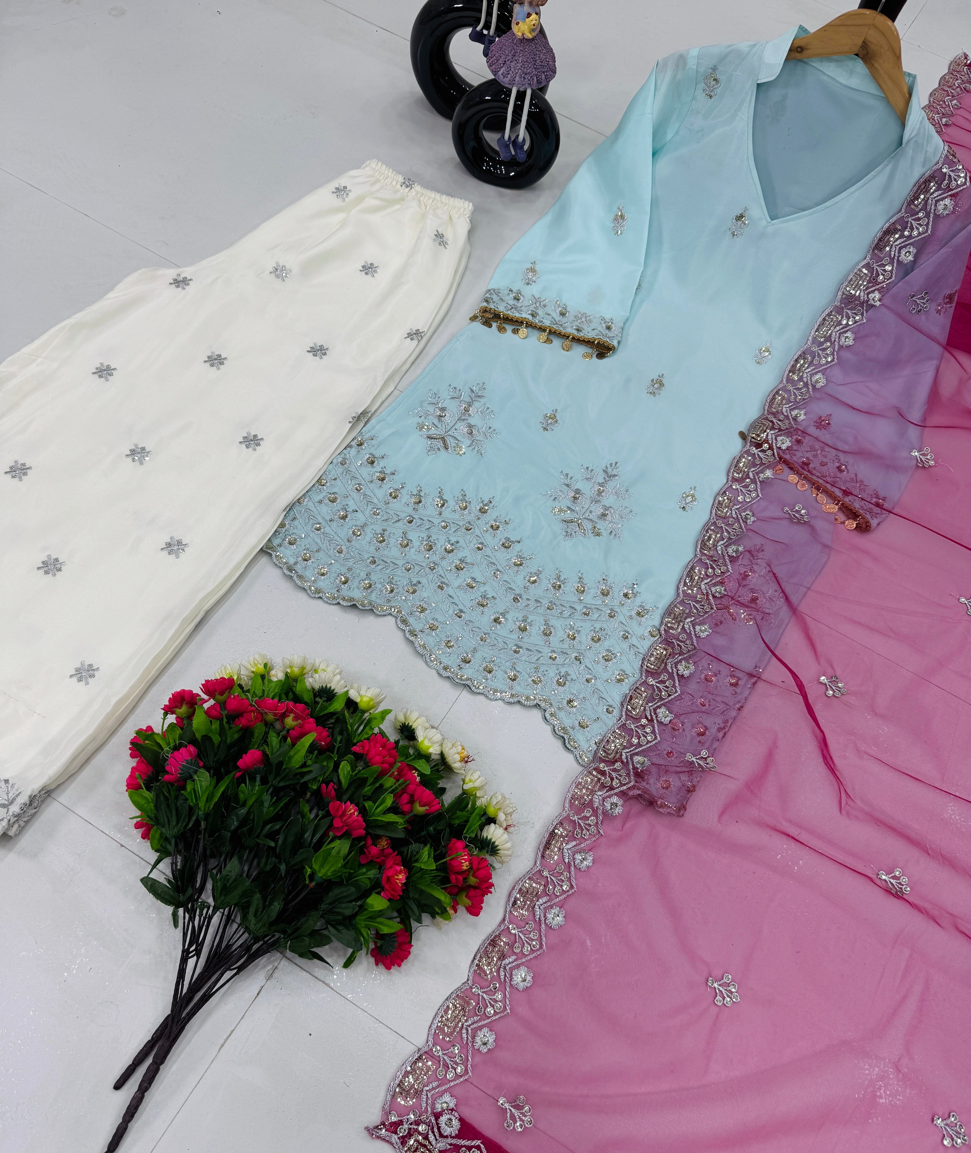 डिज़ाइनर पार्टी वियर टॉप प्लाज़ो और खूबसूरत दुपट्टा