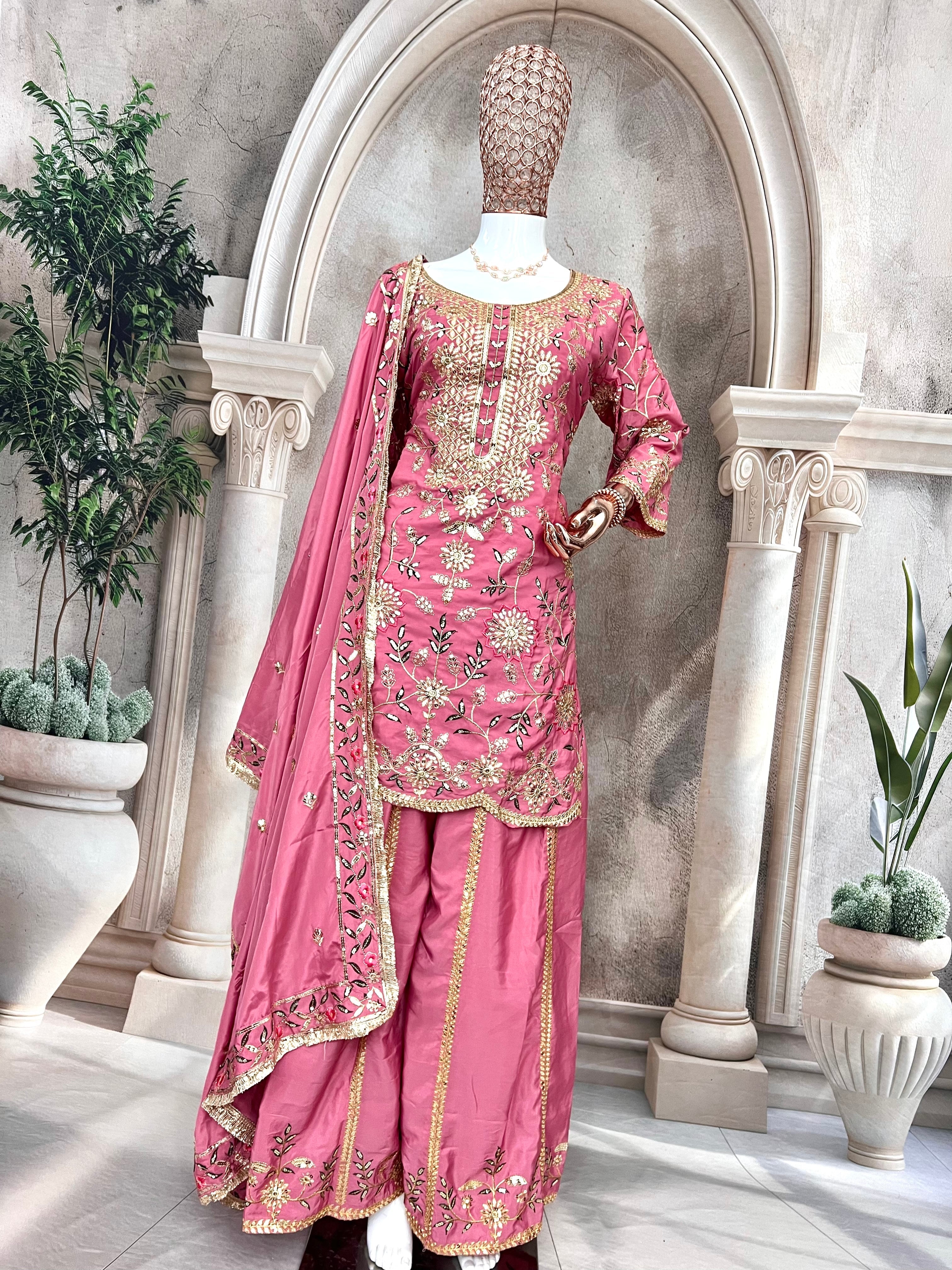 पार्टी में पहनने के लिए सुंदर टॉप और बॉटम दुपट्टे के साथ