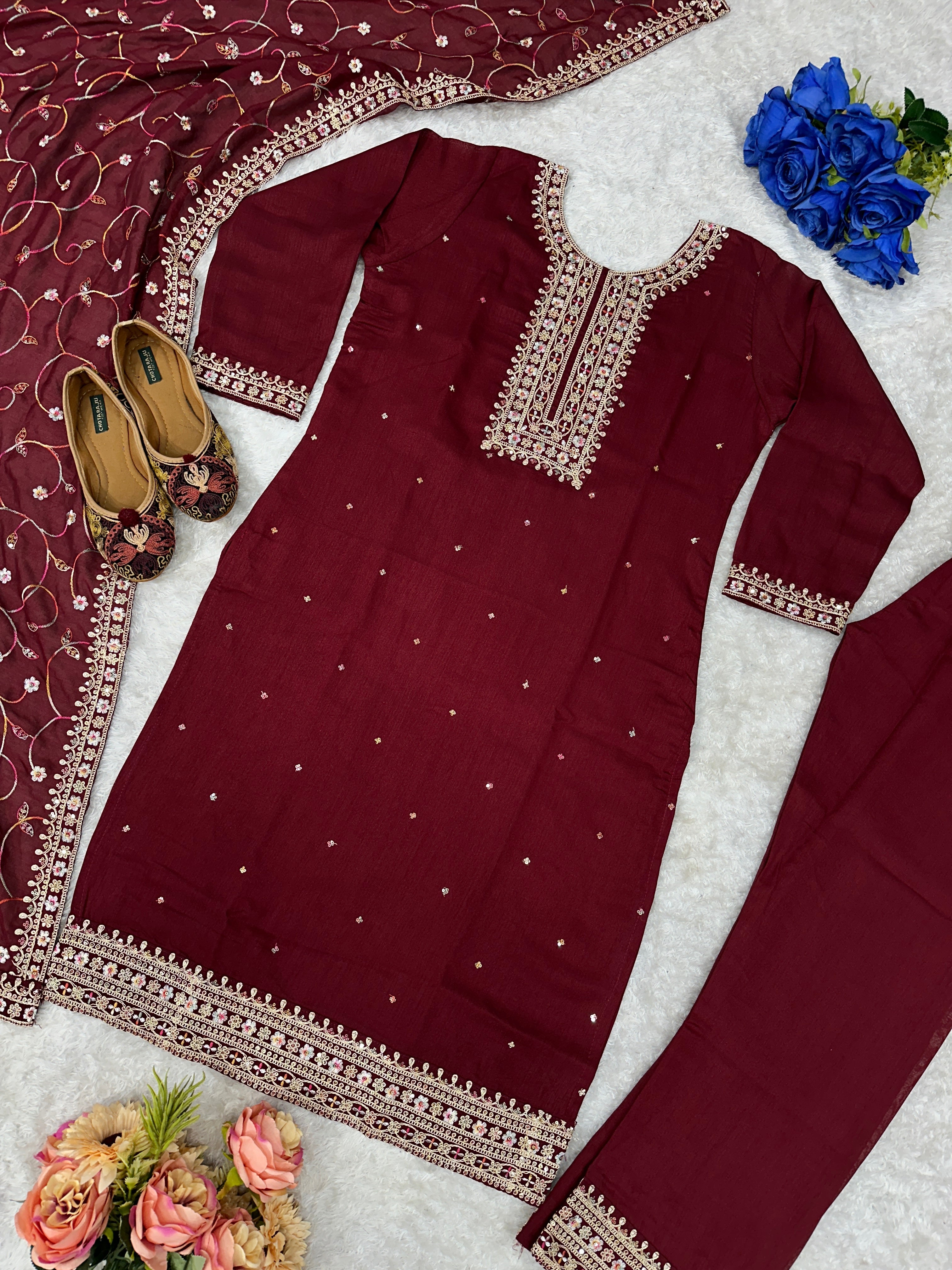 कढ़ाई के काम के साथ पार्टी वियर टॉप प्लाज़ो और दुपट्टा