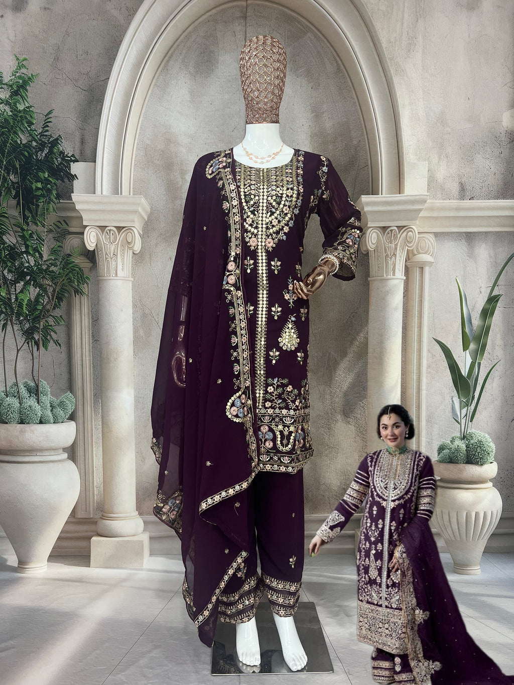 मल्टी नीडल सेक्विन कढ़ाई वर्क के साथ डिज़ाइनर सूट सेट