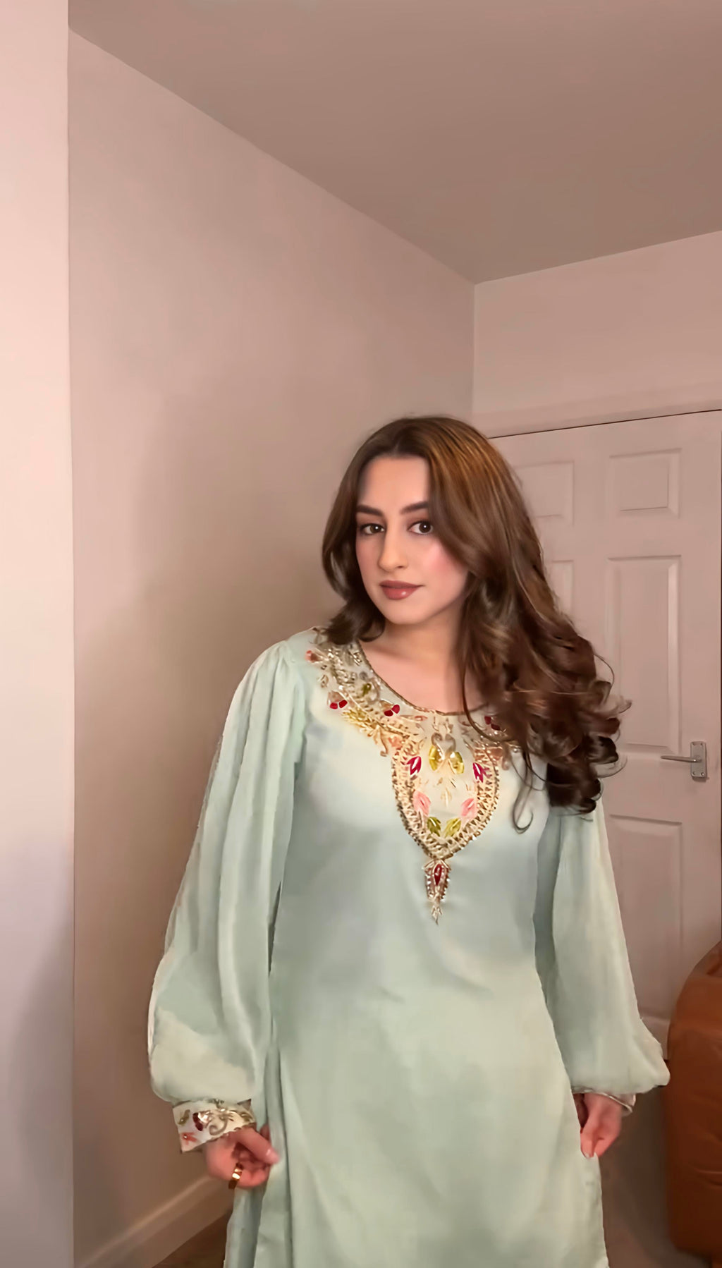 डिज़ाइनर पार्टी वियर लुक टॉप-प्लाज़ो और दुपट्टा हैवी एम्ब्रॉयडरी वर्क के साथ