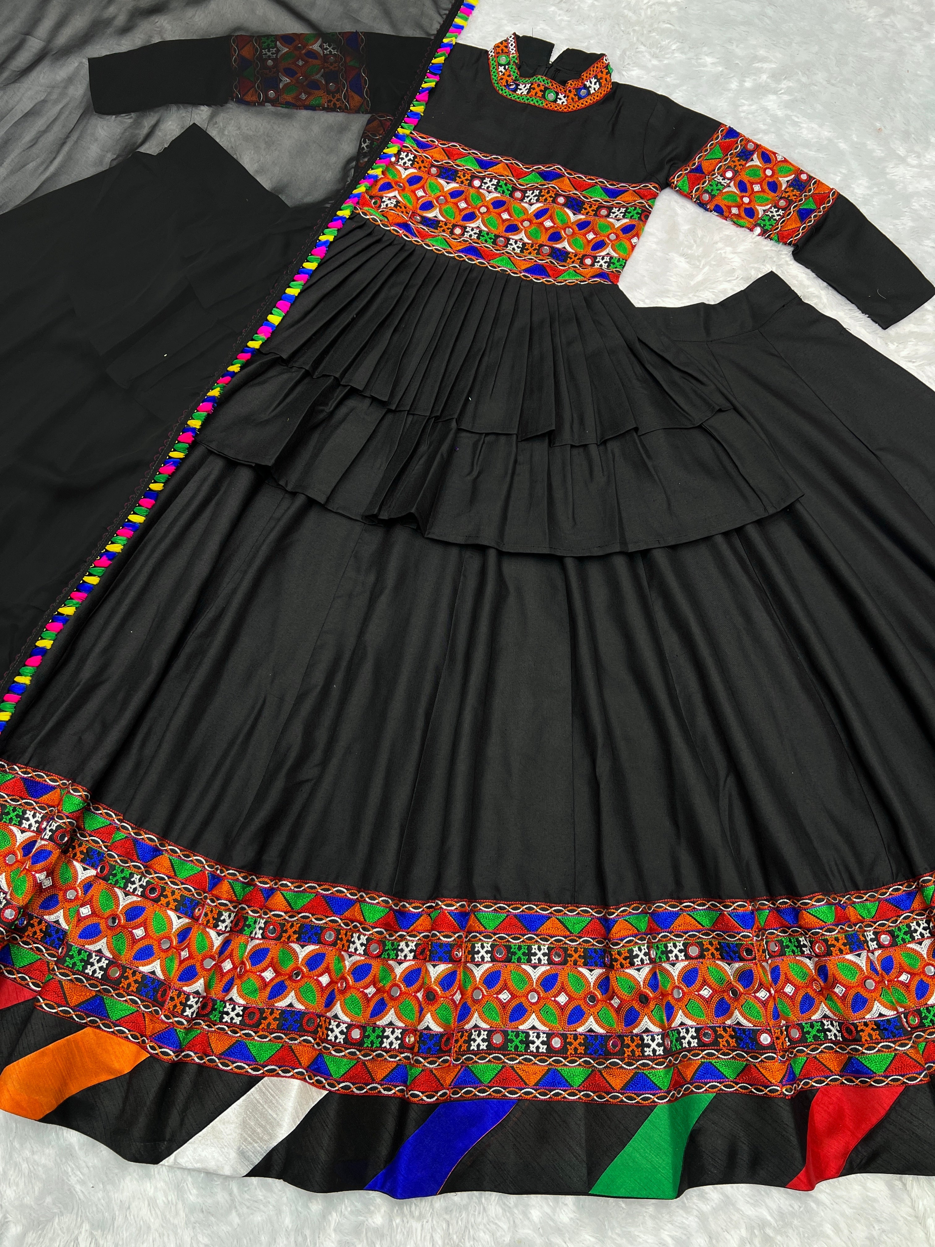 Beautiful Kediyu - Lehenga And Dupatta With Real Mirror Hand