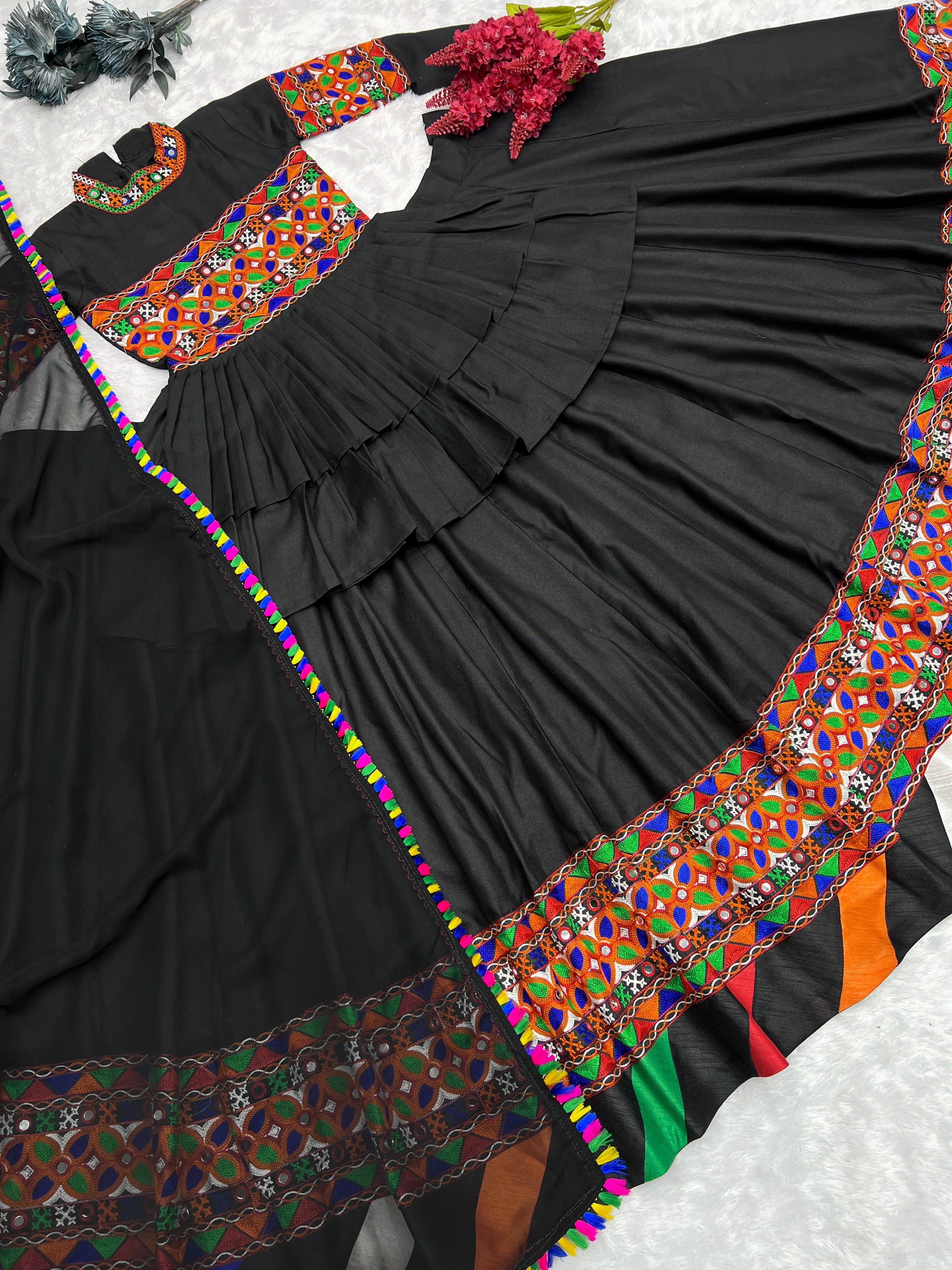 Beautiful Kediyu - Lehenga And Dupatta With Real Mirror Hand