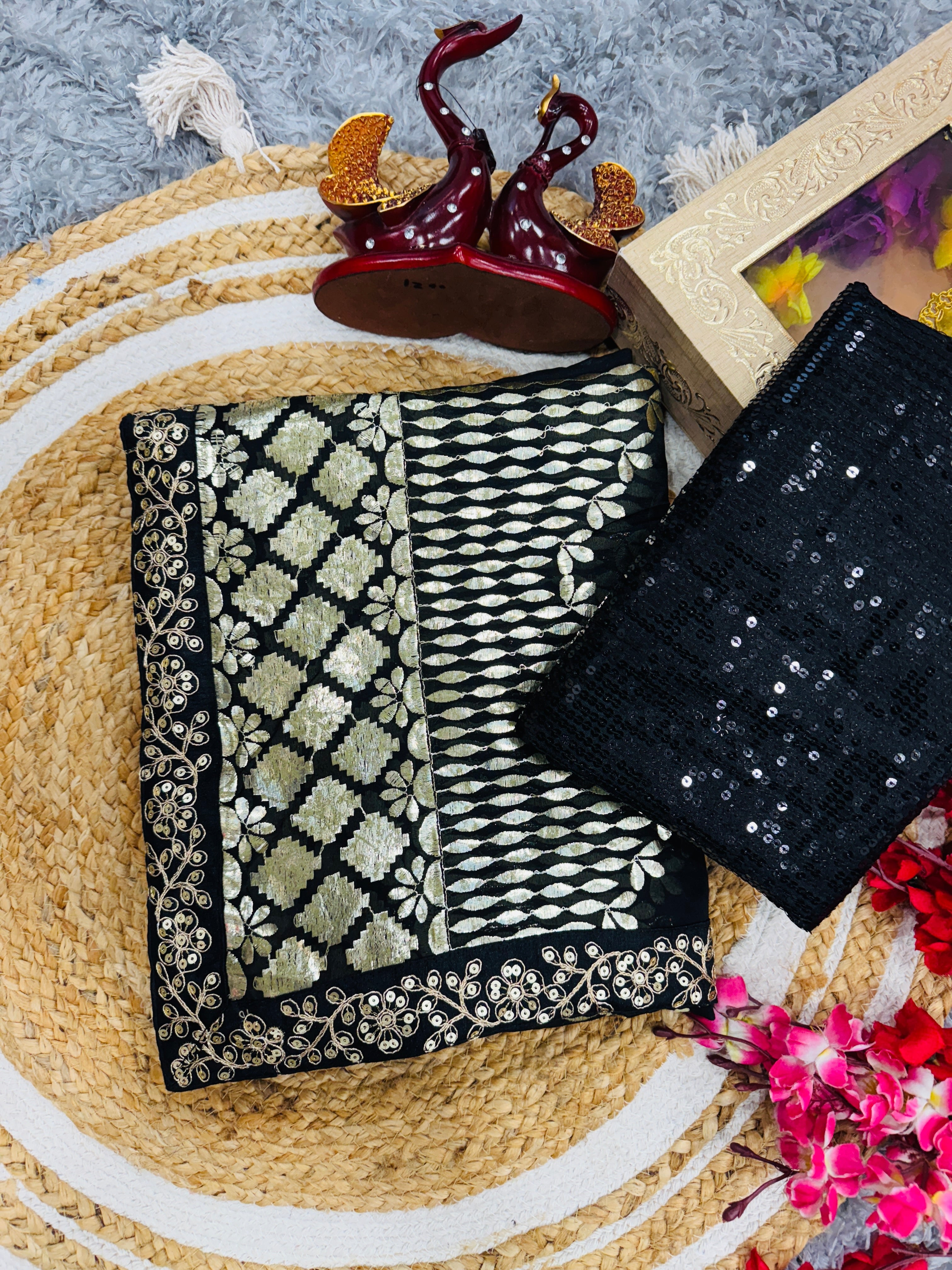 Designer Saree With Beautiful Zari And Foil Embroidery Work