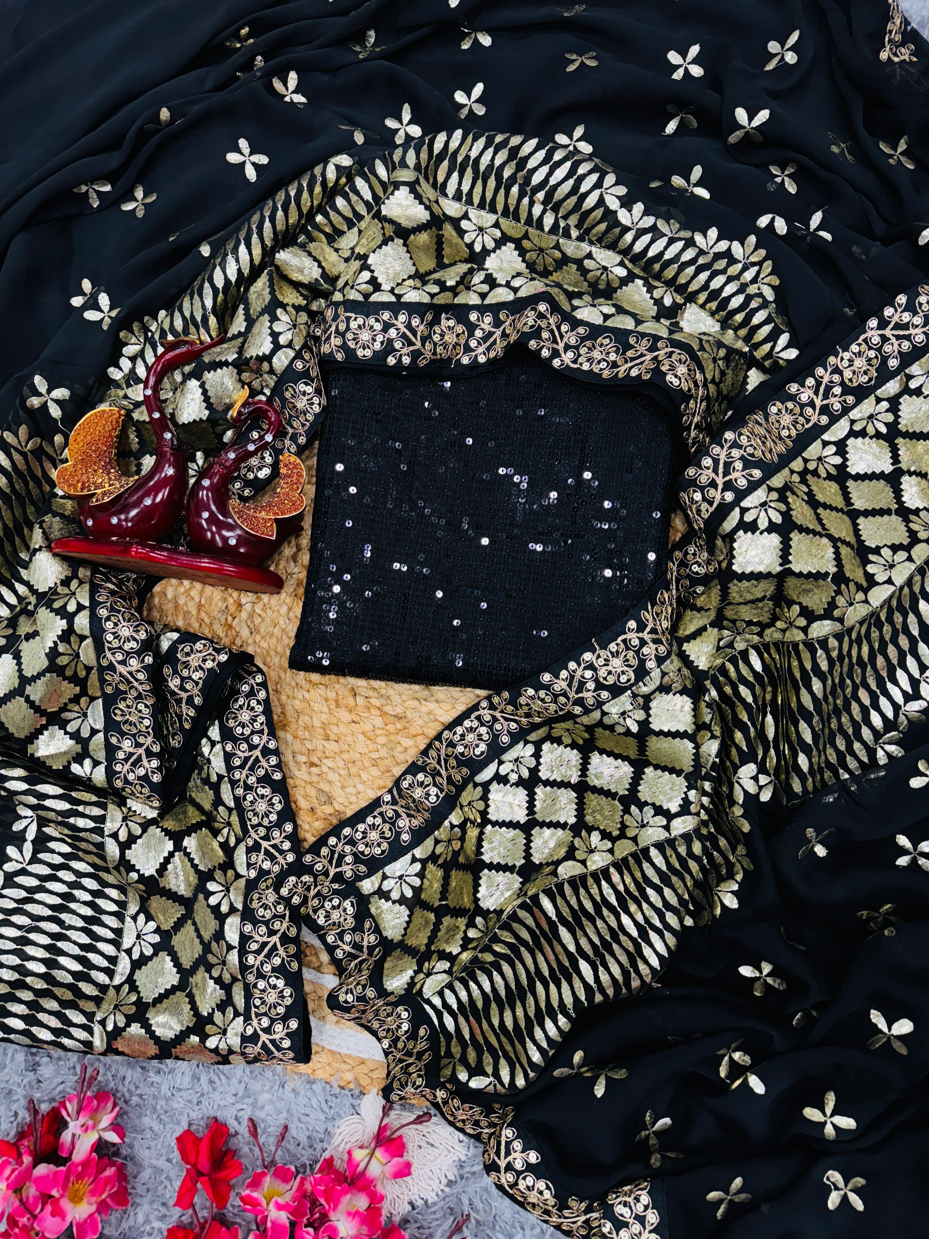 Designer Saree With Beautiful Zari And Foil Embroidery Work