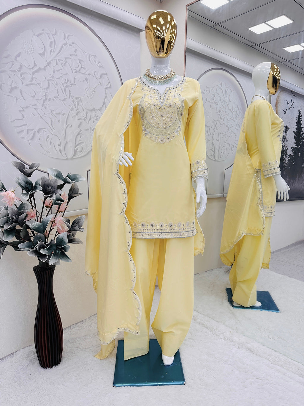 डिज़ाइनर पार्टी वियर लुक टॉप-बॉटम और दुपट्टा