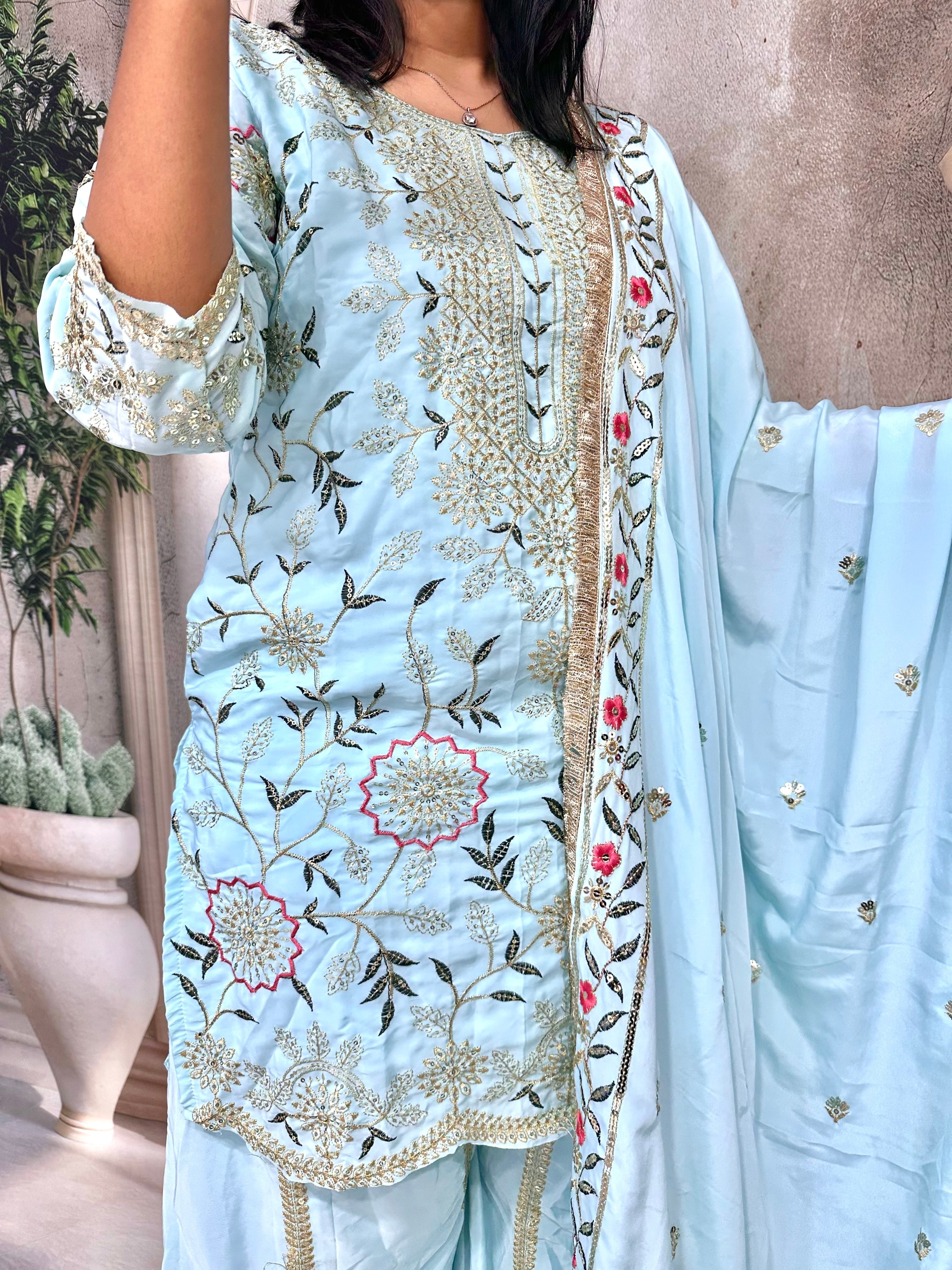 पार्टी में पहनने के लिए सुंदर टॉप और बॉटम दुपट्टे के साथ