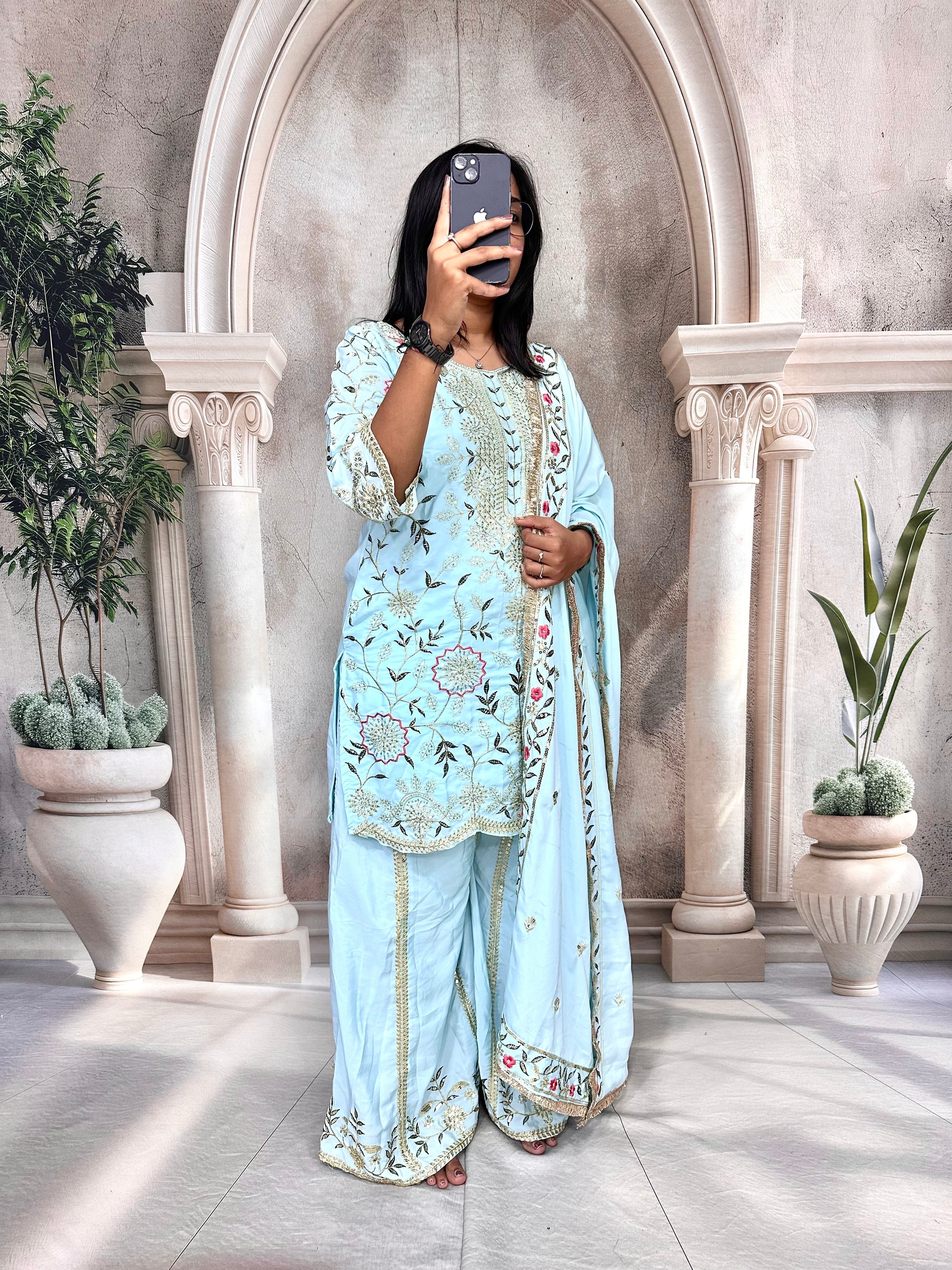 पार्टी में पहनने के लिए सुंदर टॉप और बॉटम दुपट्टे के साथ