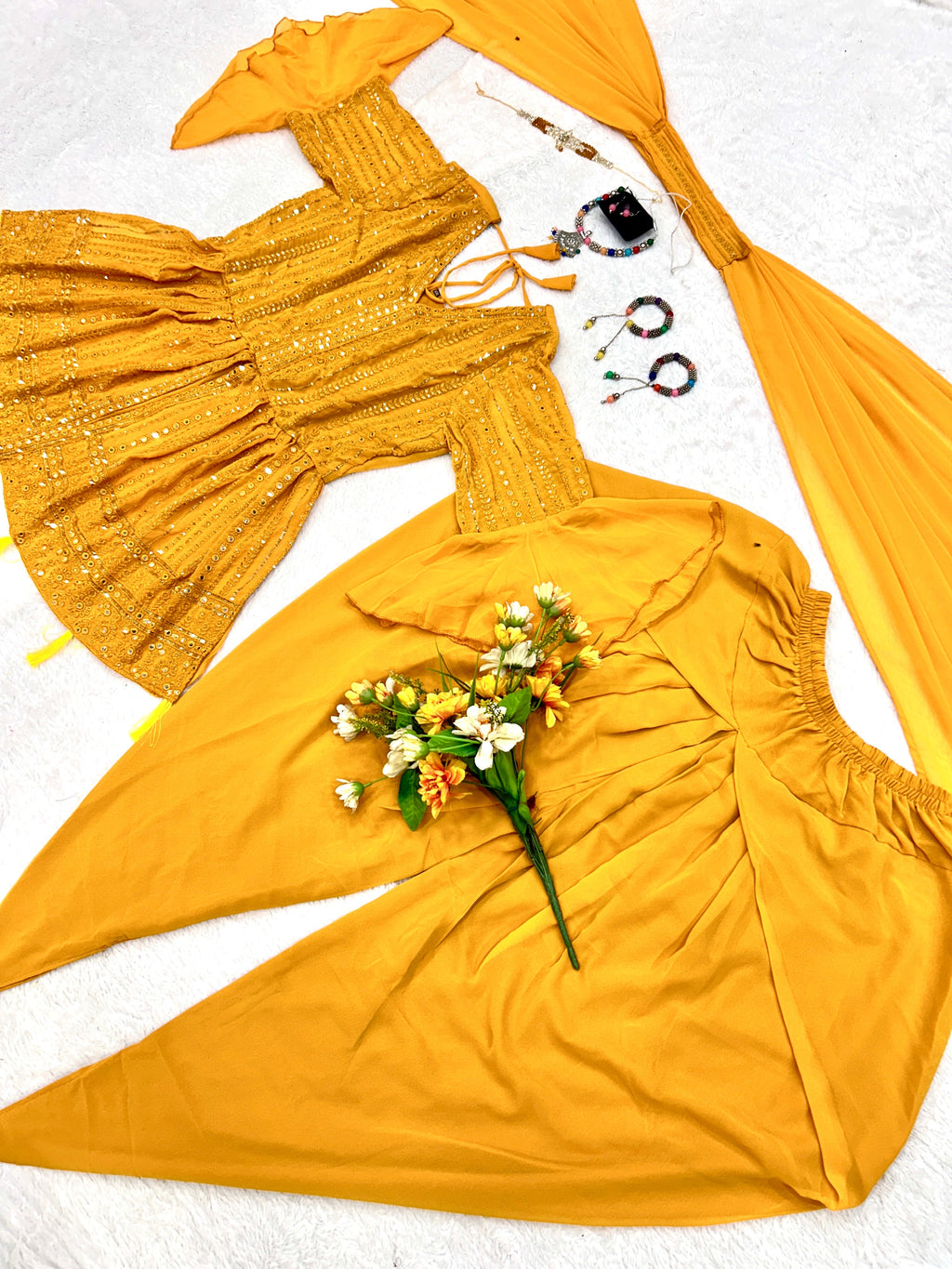 पार्टी वियर डिज़ाइनर टॉप-बॉटम और फैंसी दुपट्टा