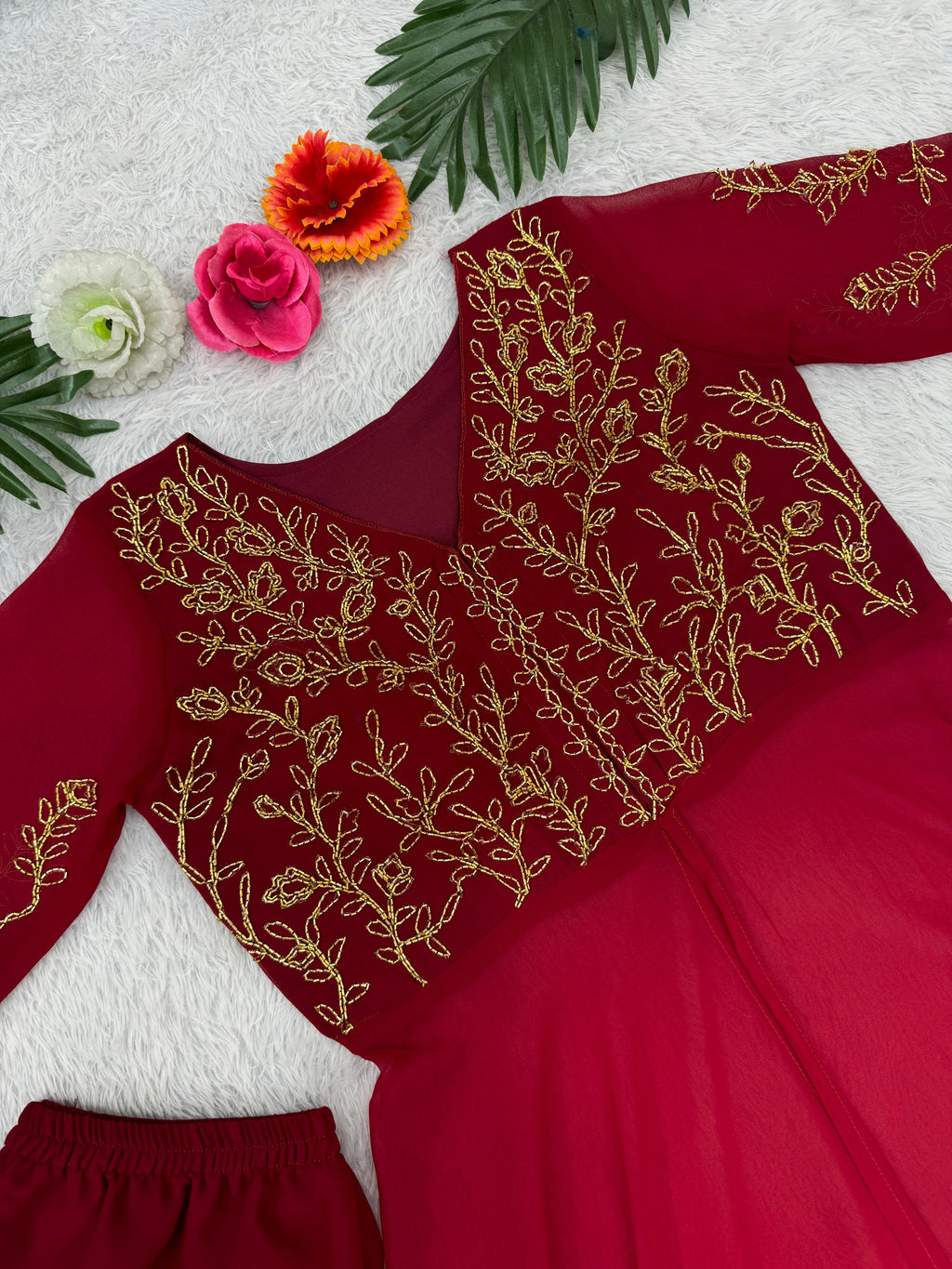 Designer Top Pent With Hand Work & Can Vas Patta