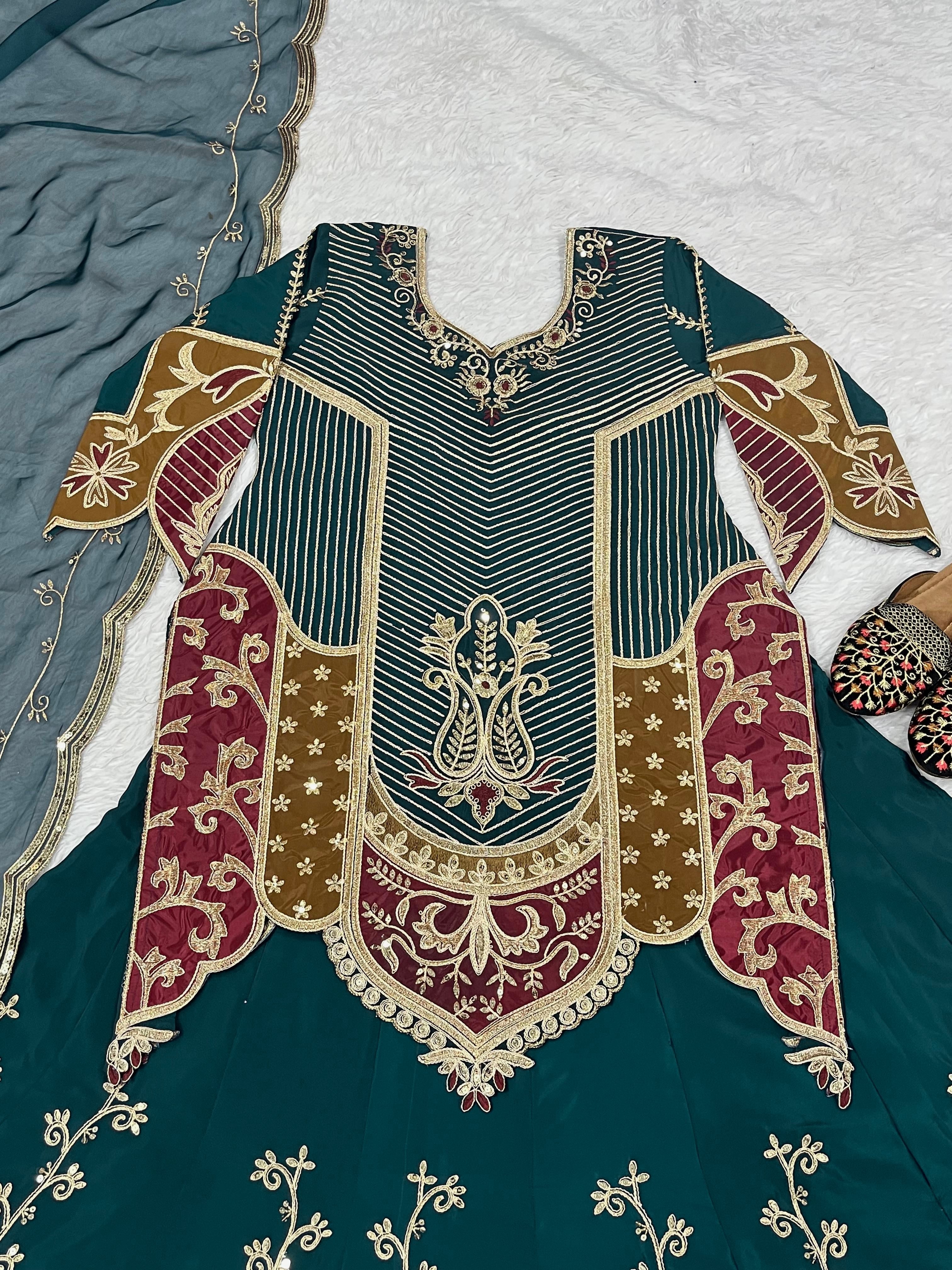 पार्टी वियर डिज़ाइनर टॉप लहंगा खूबसूरत दुपट्टे के साथ