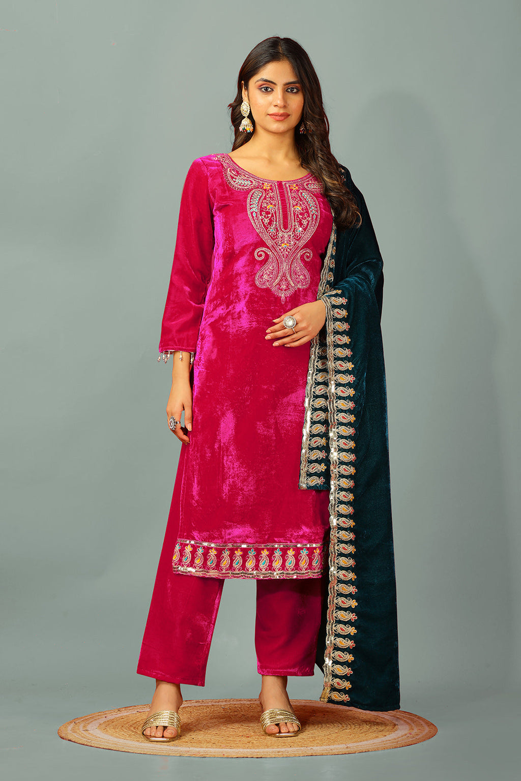 डिज़ाइनर पार्टी वियर लुक टॉप-दुपट्टा और पूरी तरह से सिला हुआ बॉटम