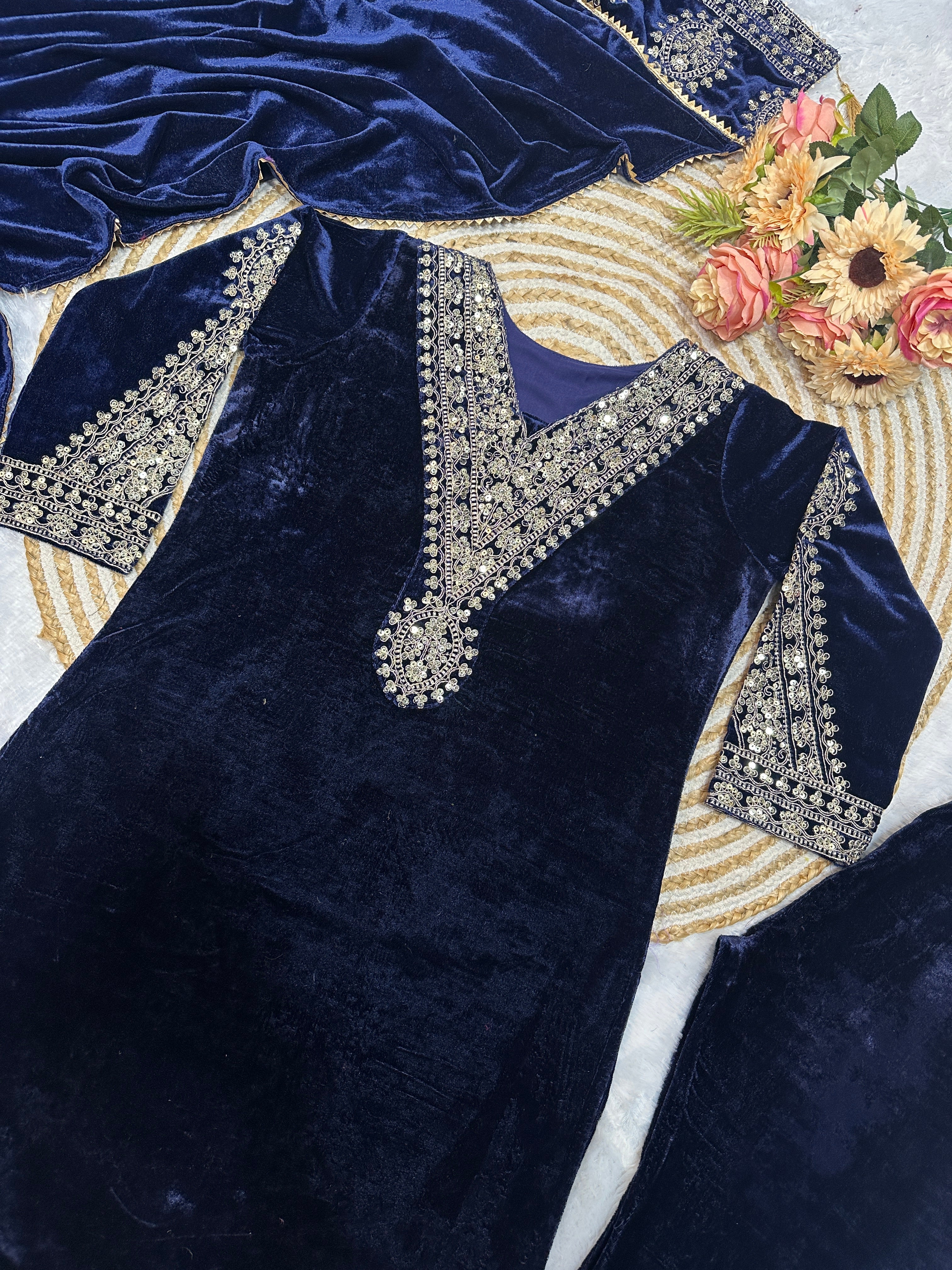 डिज़ाइनर पार्टी वियर लुक टॉप प्लाज़ो और दुपट्टा