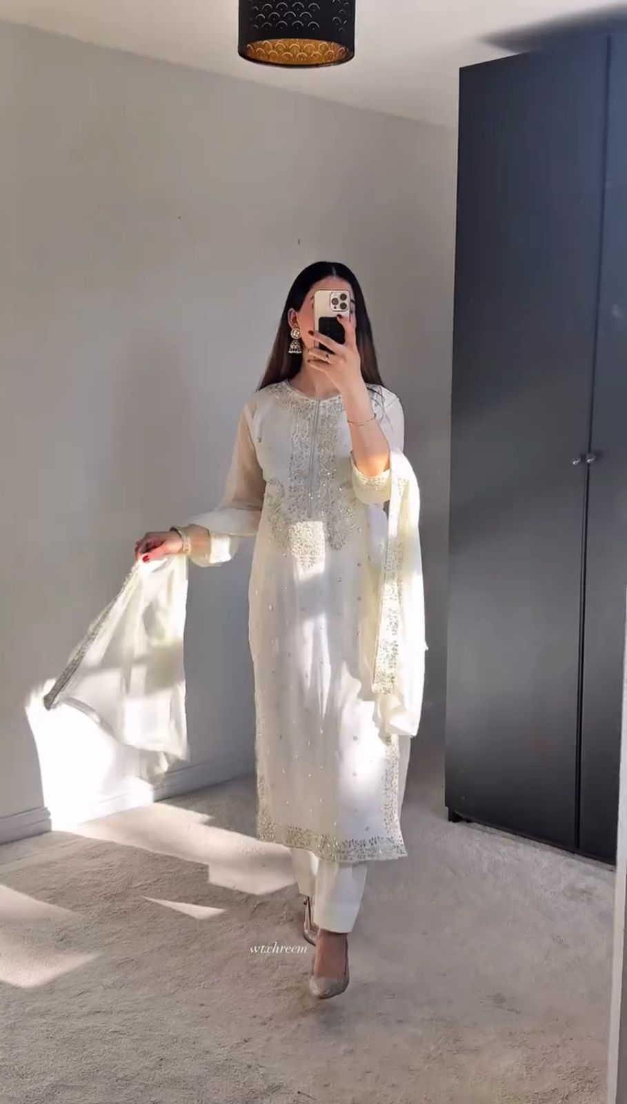 डिज़ाइनर पार्टी वियर लुक फैंसी टॉप-दुपट्टा शरारा