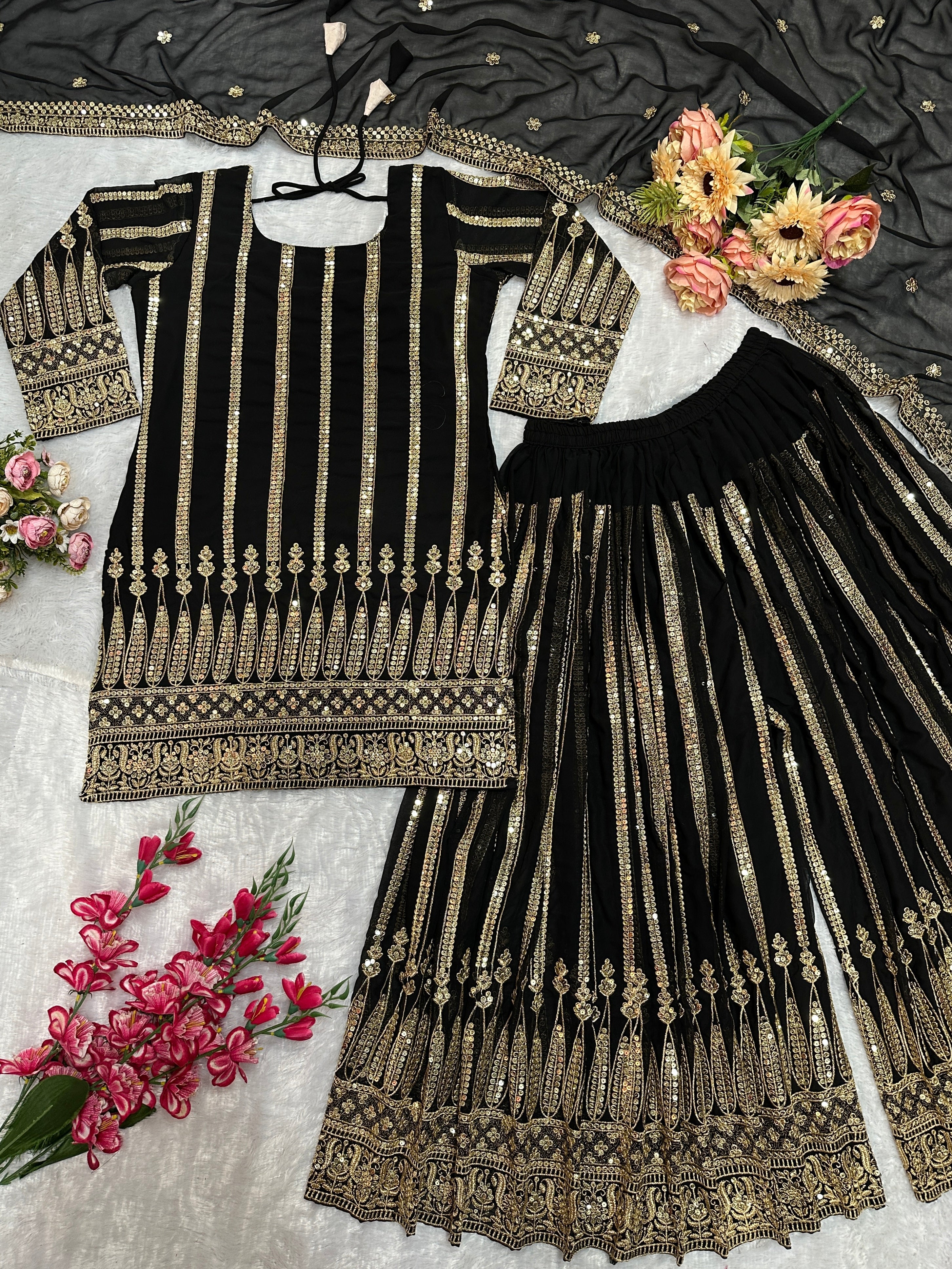 पार्टी वियर डिज़ाइनर टॉप और प्लाज़ो दुपट्टे के साथ