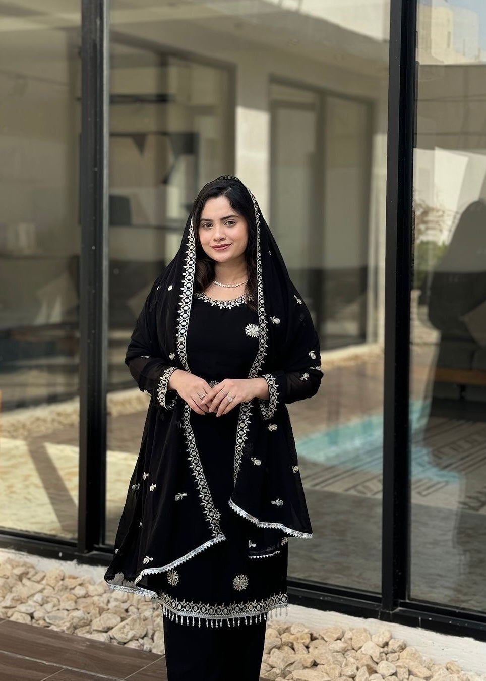 डिज़ाइनर पार्टी वियर लुक टॉप प्लाज़ो और खूबसूरत दुपट्टा