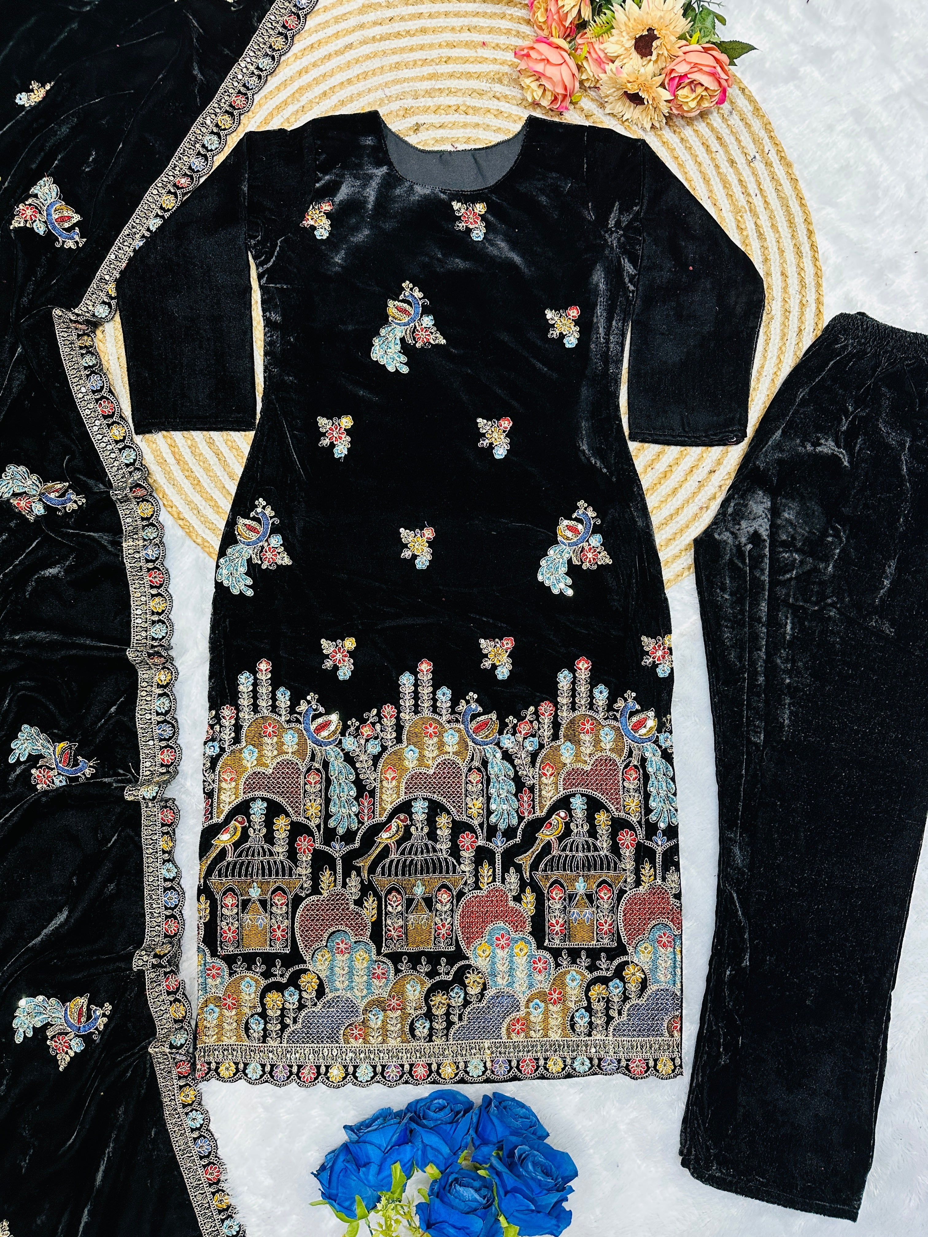 डिज़ाइनर पार्टी वियर टॉप बॉटम और फैंसी दुपट्टा