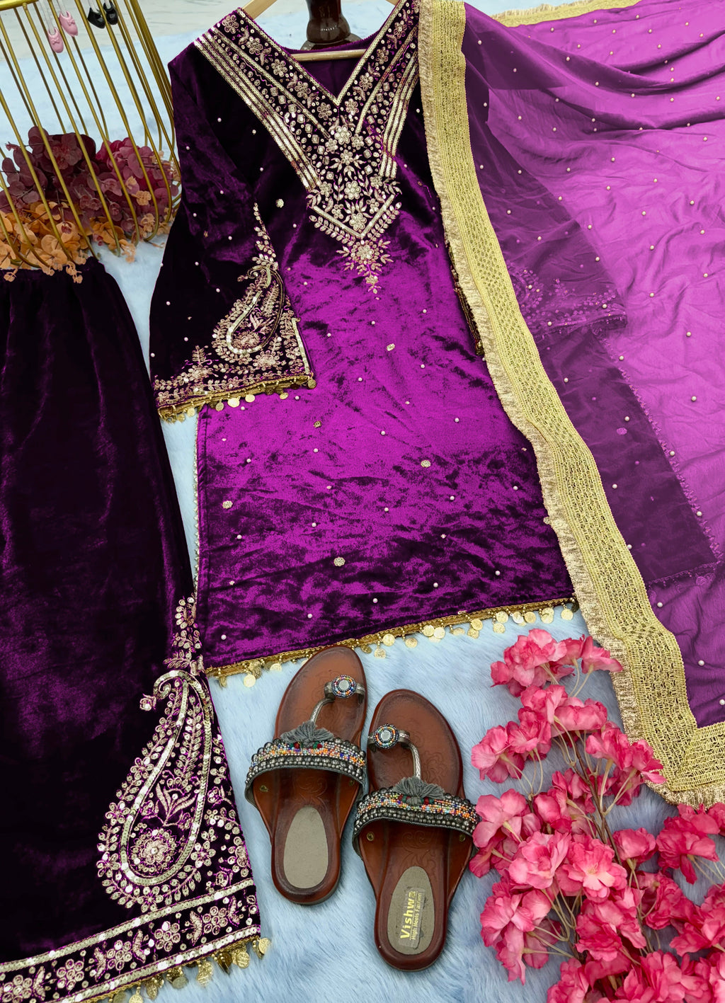 Beautiful Trending Suit Pent With Dupatta