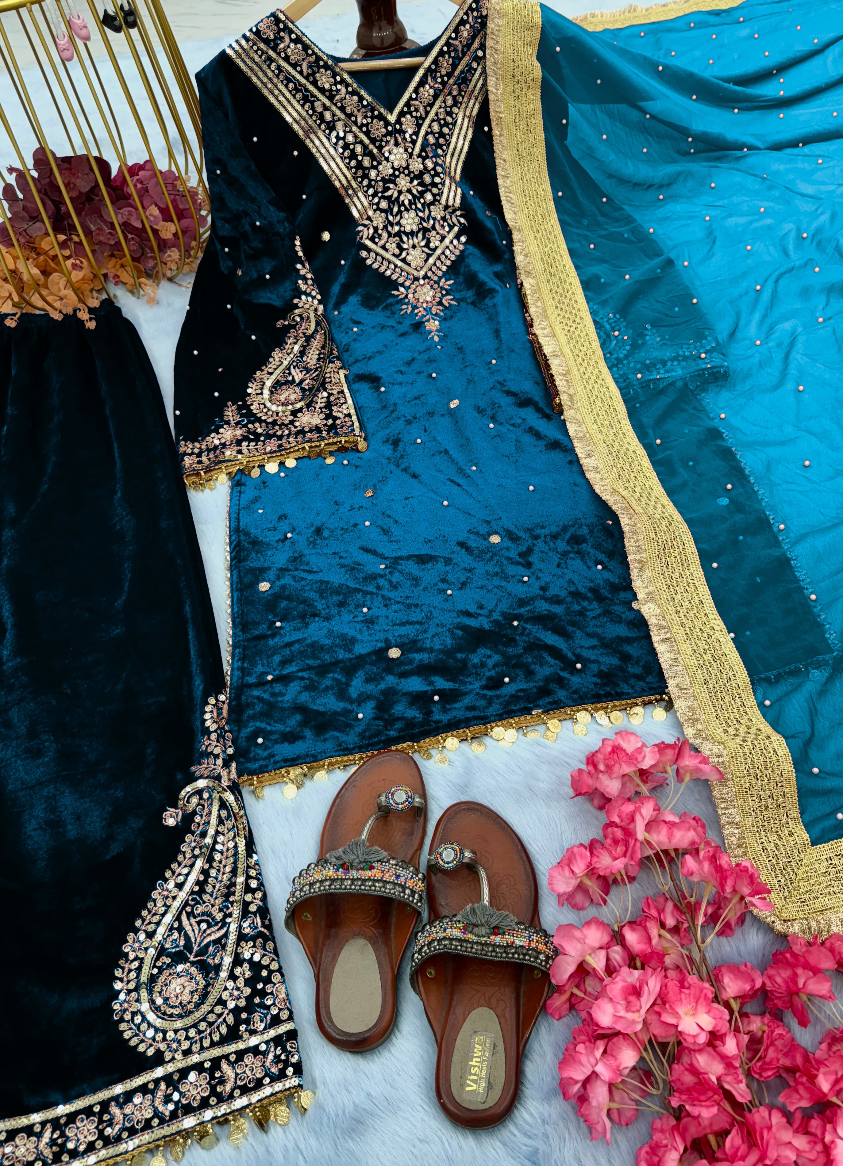 Beautiful Trending Suit Pent With Dupatta