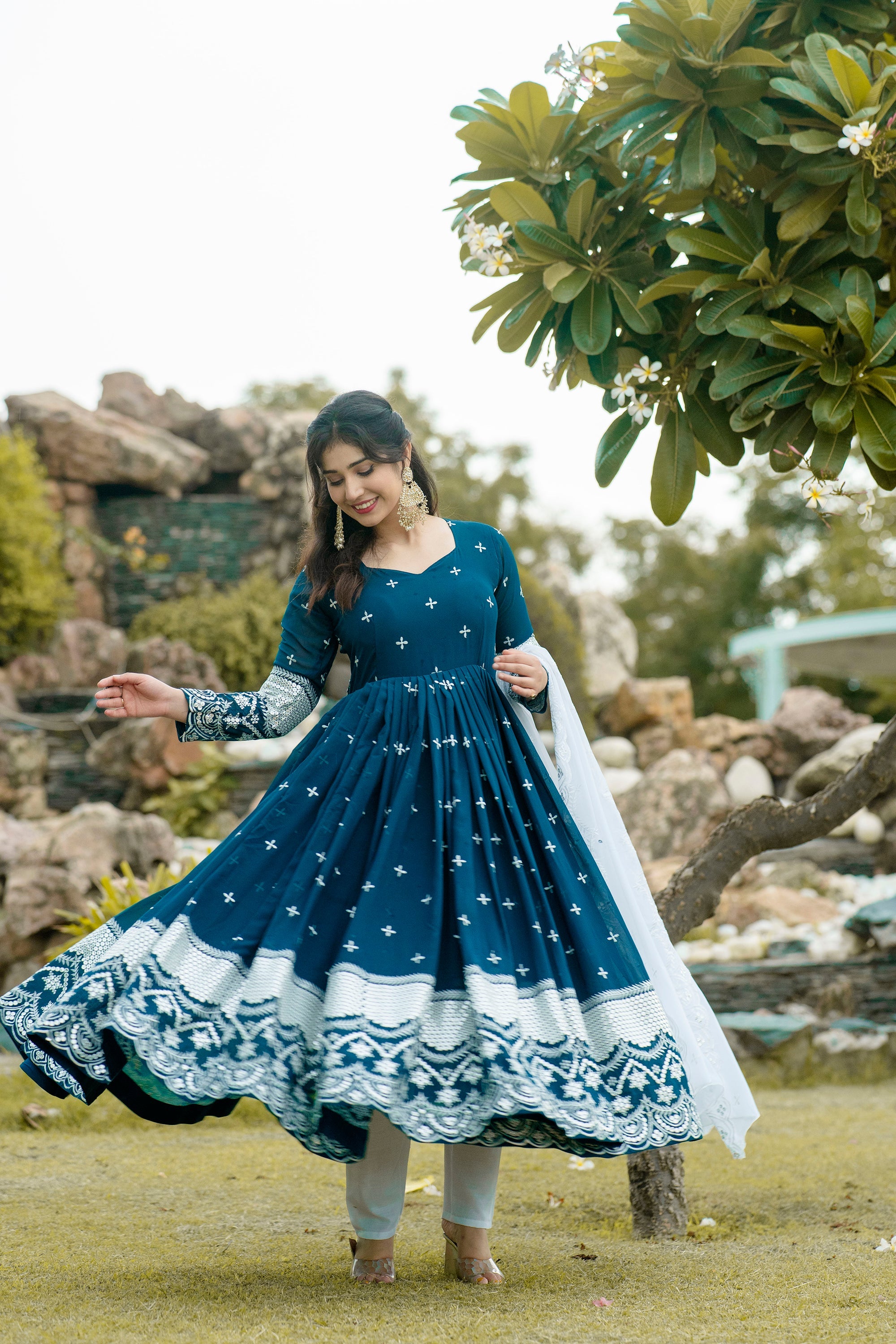 Party Wear Anarkali Gown With Thread & Sequence Embroidery Work
