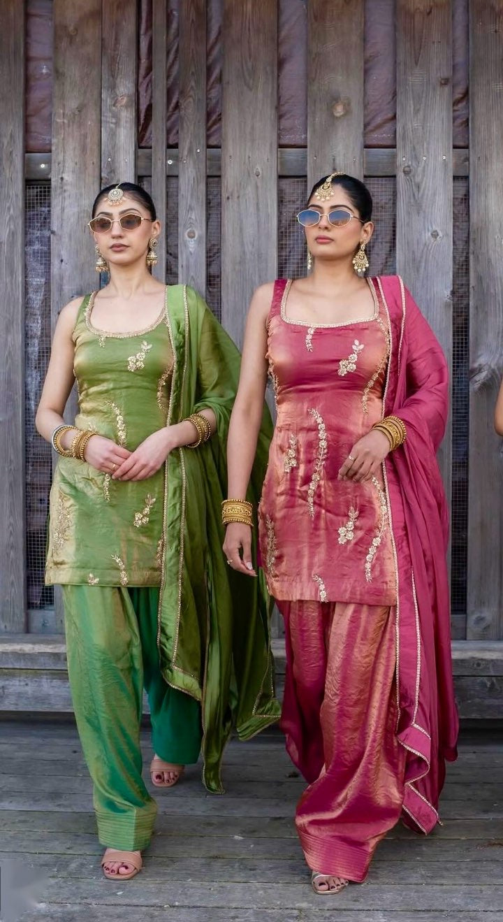 डिज़ाइनर पार्टी वियर लुक हैवी फेंडी सिल्क टॉप फर्शी और दुपट्टा