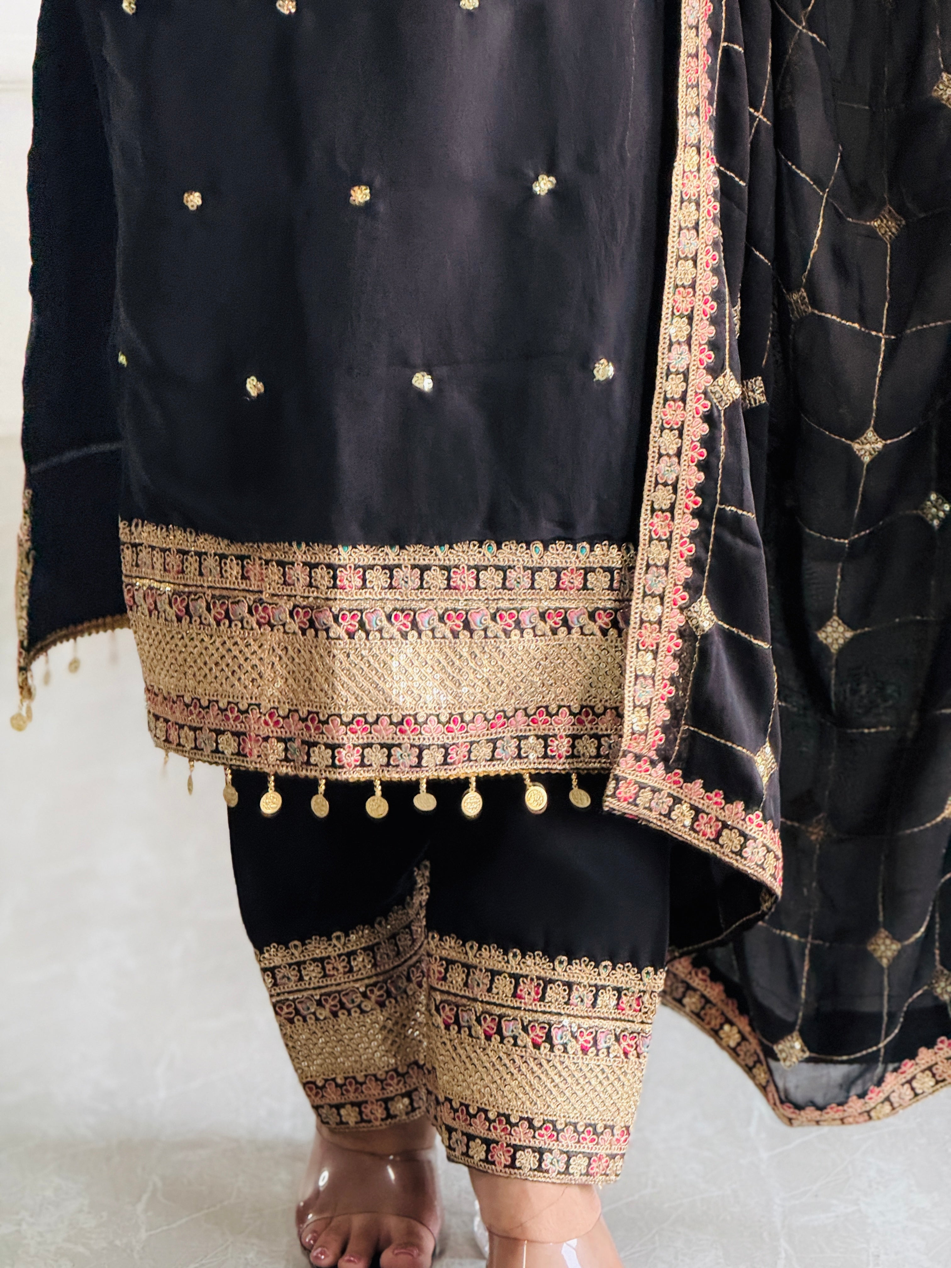 Beautiful Party Wear Suit Pent And Fancy Dupatta