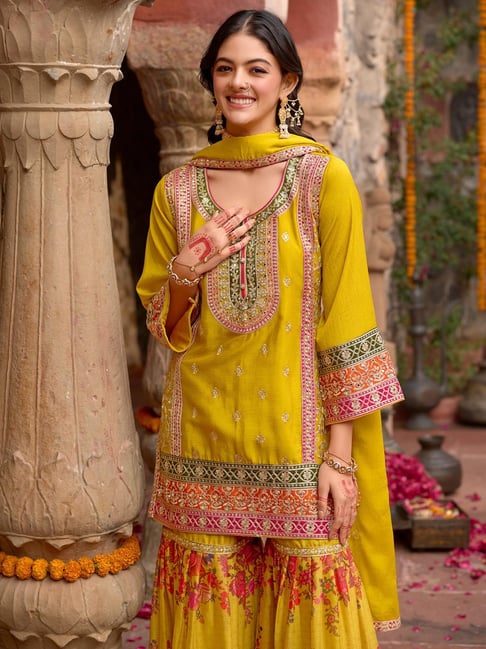 पार्टी वियर डिज़ाइनर सूट बॉटम और खूबसूरत दुपट्टा