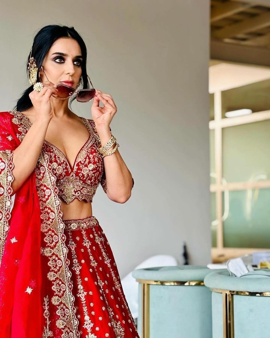 Designer Lehenga Choli With Beautiful Thread Embroidery