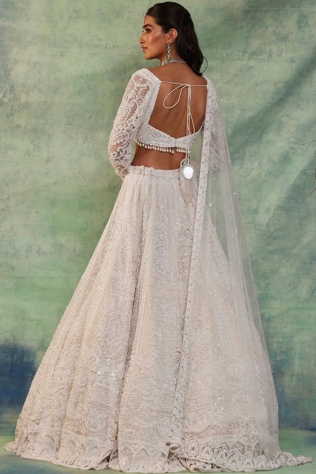 Beautiful Designer Lehenga Choli With Beautiful Thread Embroidery Work