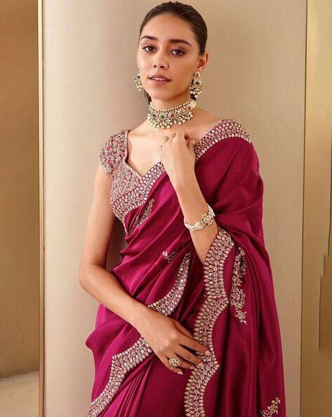 पार्टी वियर डिज़ाइनर साड़ी सेक्विन और ज़री डोरी कढ़ाई के काम के साथ