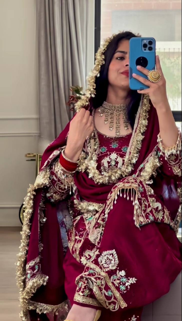 डिज़ाइनर पार्टी वियर लुक टॉप, धोती सलवार और दुपट्टा